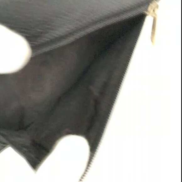 AUTHENTIC CHANEL BLACK CC LOGO GRAINED CALF SKIN TRIFOLD WALLET - Picture 7 of 8